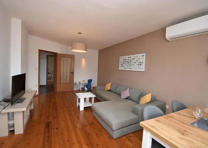 Honey Bee Apartman Póla