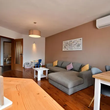 Honey Bee Apartment